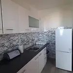 Lucy Apartmán